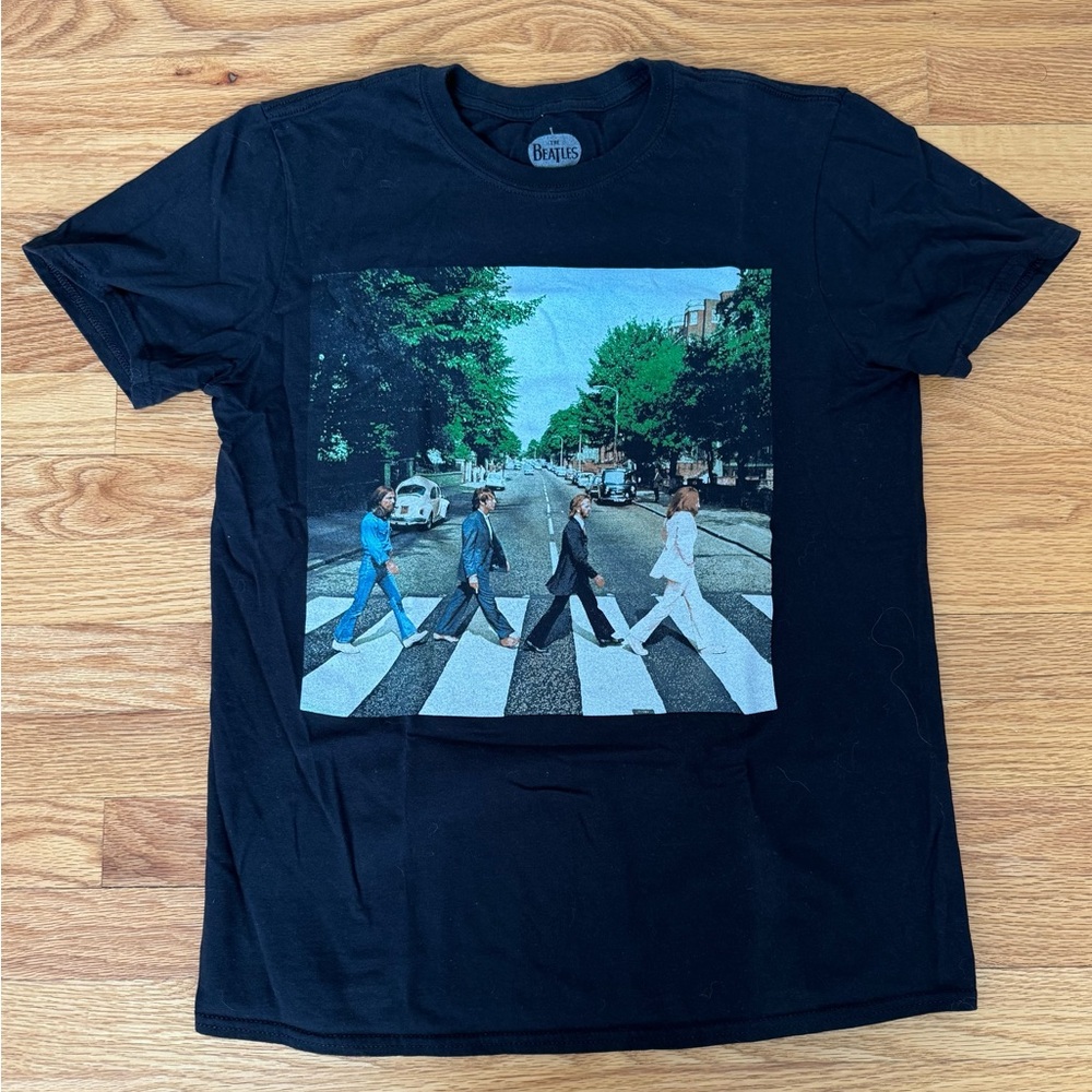 The Beatles Abbey Road Black Graphic T-Shirt - Medium
